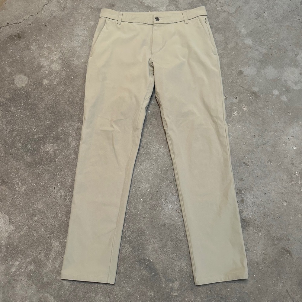 Lululemon Commission Pant Men 32 Khaki Tan Warpstreme Classic Fit Chino LM5985S